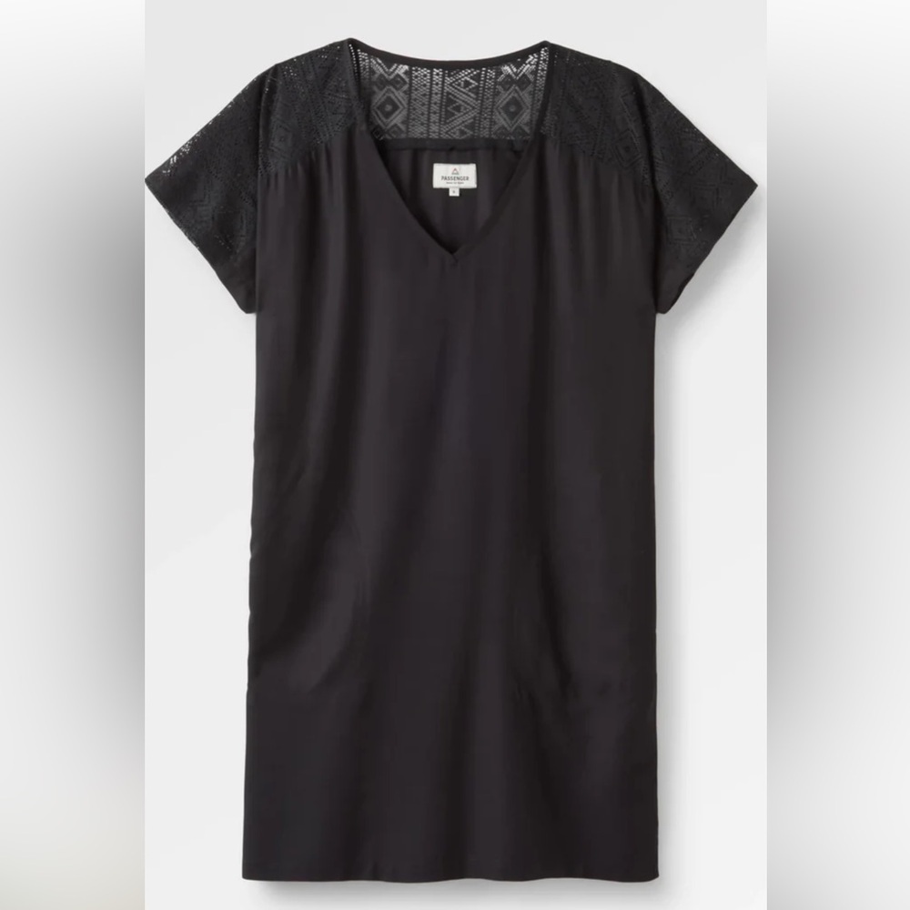 Passenger Ambrose Oversized Dress Size Medium.